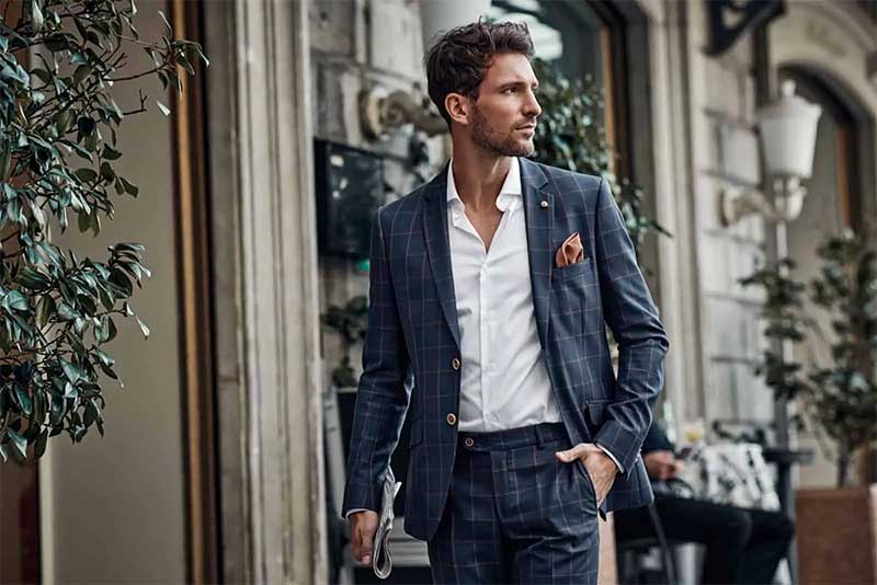 A linen suit is the perfect way to wear tailoring during the summer without overheating.