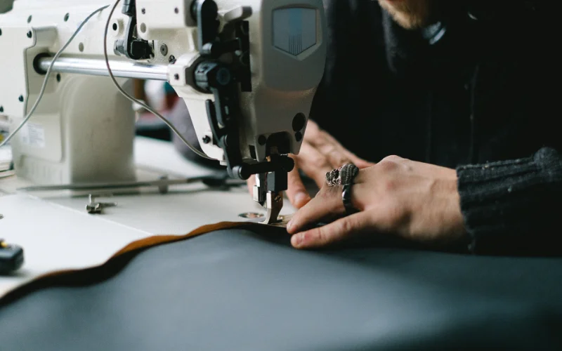 How to Find a Good Tailor in Dubai